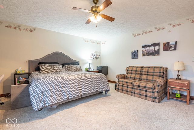 8031 E Hardin Ridge Road, Heltonville, IN 47436