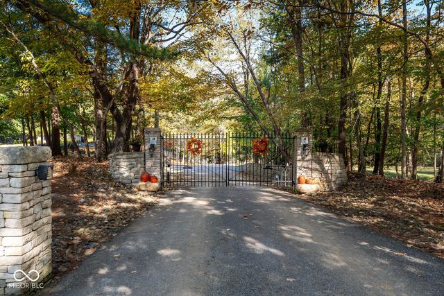 8031 E Hardin Ridge Road, Heltonville, IN 47436