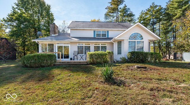 8031 E Hardin Ridge Road, Heltonville, IN 47436