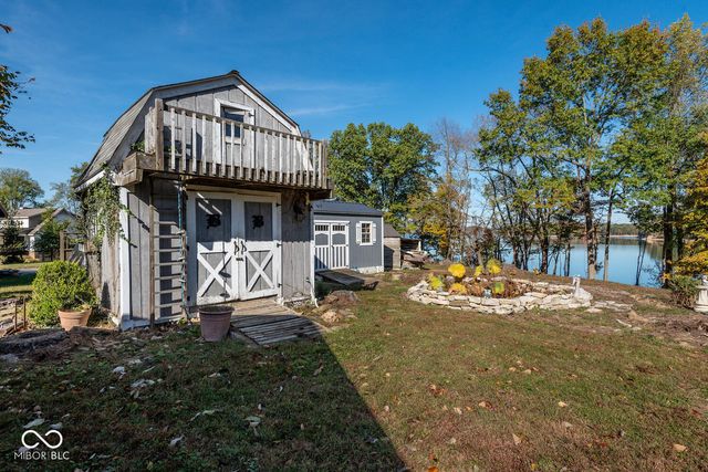 8031 E Hardin Ridge Road, Heltonville, IN 47436