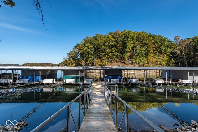 8031 E Hardin Ridge Road, Heltonville, IN 47436