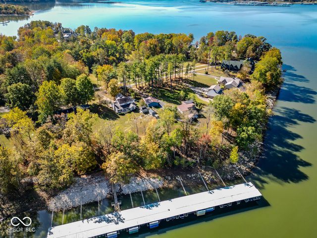 8031 E Hardin Ridge Road, Heltonville, IN 47436