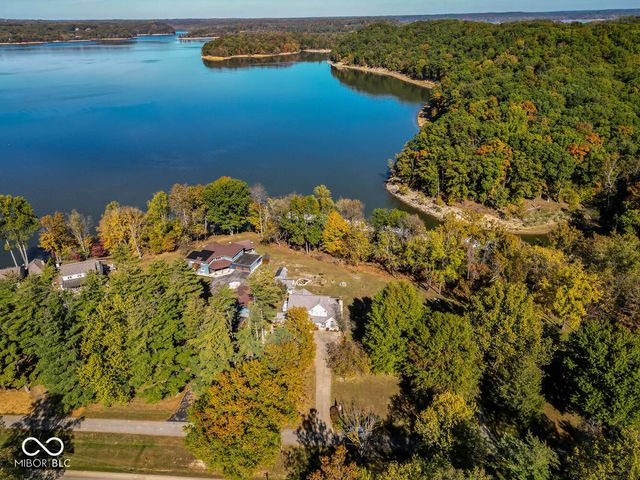 8031 E Hardin Ridge Road, Heltonville, IN 47436