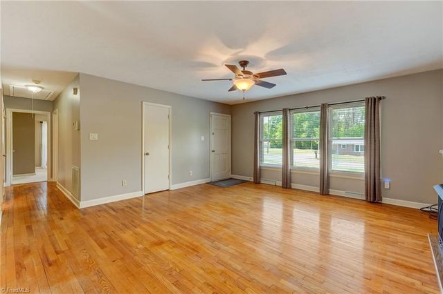 818 Grand Oaks Drive, Eden, NC 27288