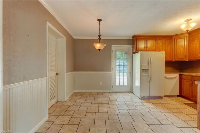818 Grand Oaks Drive, Eden, NC 27288