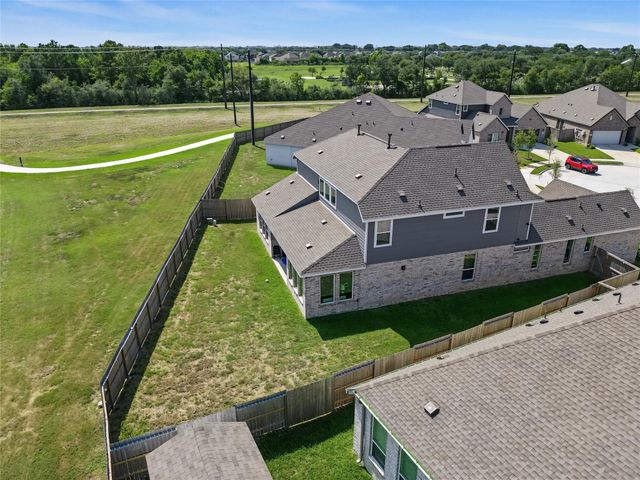 5343 Pompano Loop, Baytown, TX 77521