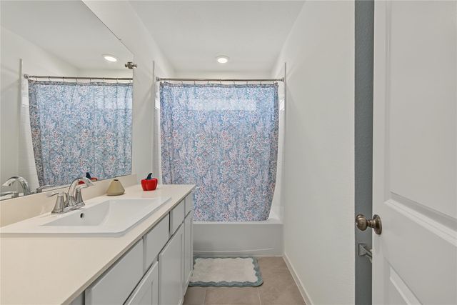5343 Pompano Loop, Baytown, TX 77521