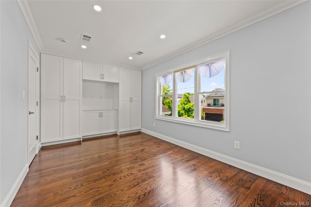 7019 Manse Street, Forest Hills, NY 11375