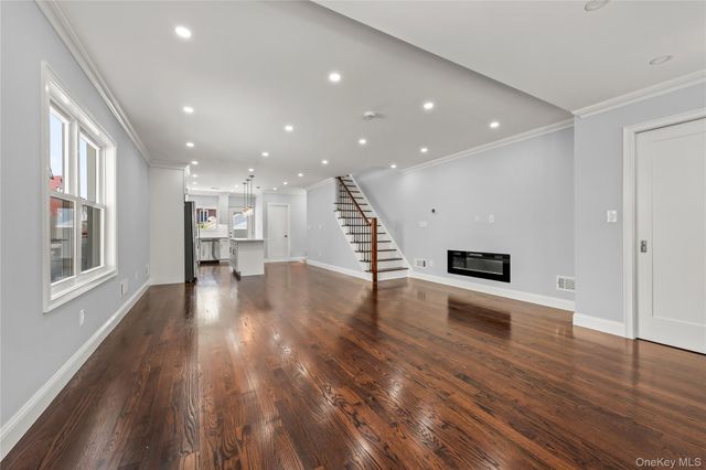 7019 Manse Street, Forest Hills, NY 11375