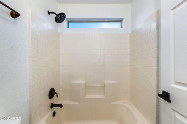 1163 W VAUGHN Avenue, Gilbert, AZ 85233