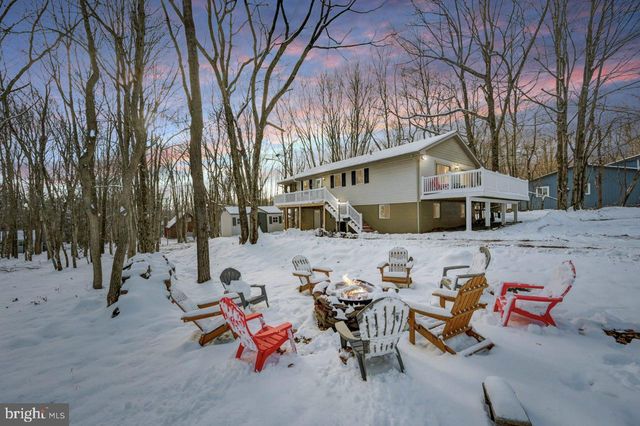 124 FERN RIDGE RD, Blakeslee, PA 18610