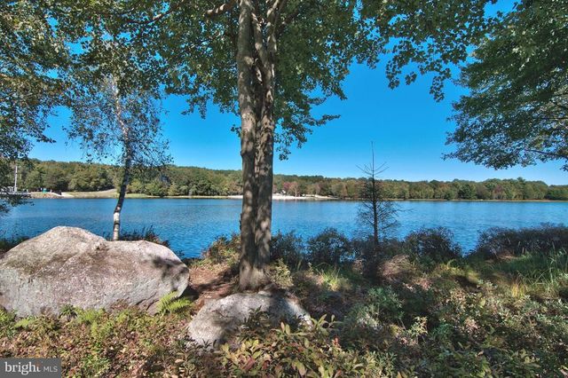 124 FERN RIDGE RD, Blakeslee, PA 18610