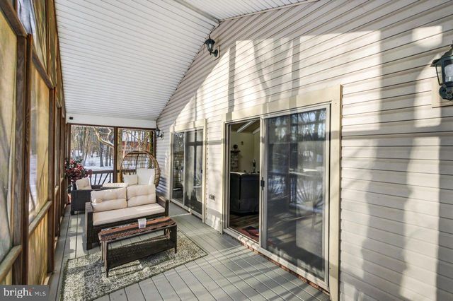 124 FERN RIDGE RD, Blakeslee, PA 18610