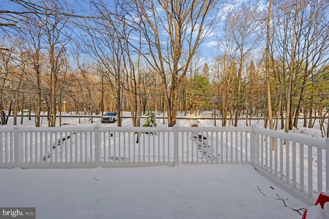 124 FERN RIDGE RD, Blakeslee, PA 18610