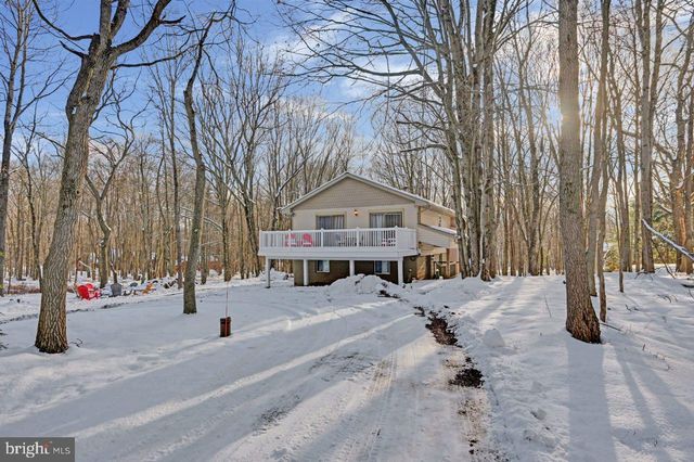 124 FERN RIDGE RD, Blakeslee, PA 18610