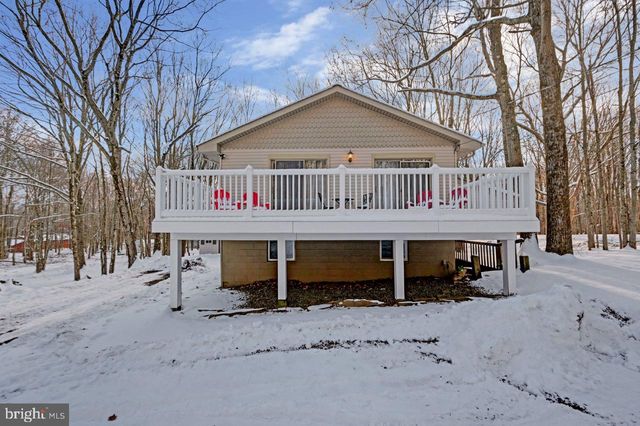 124 FERN RIDGE RD, Blakeslee, PA 18610