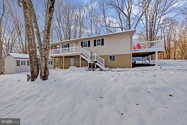 124 FERN RIDGE RD, Blakeslee, PA 18610