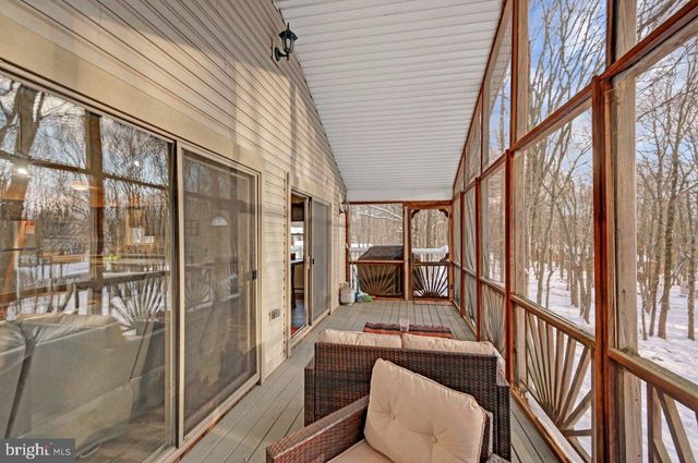 124 FERN RIDGE RD, Blakeslee, PA 18610