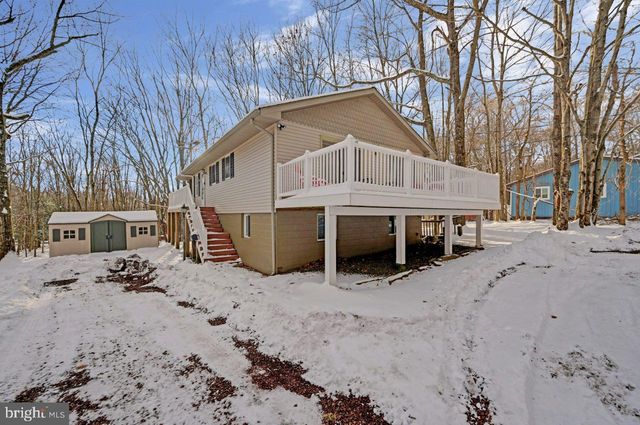 124 FERN RIDGE RD, Blakeslee, PA 18610