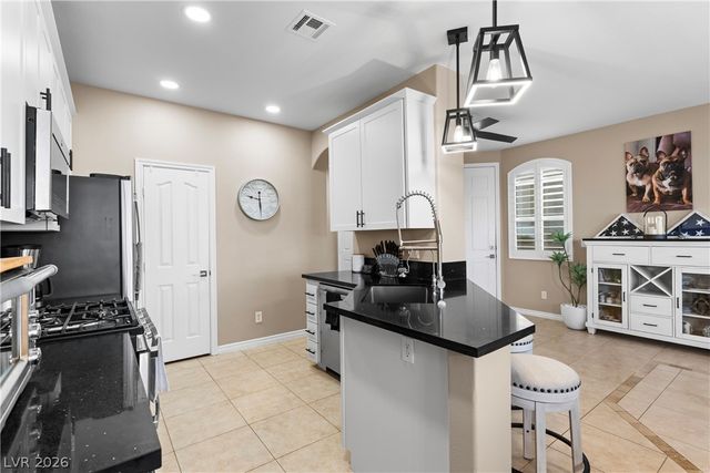 9130 Haddington Lane, Las Vegas, NV 89145