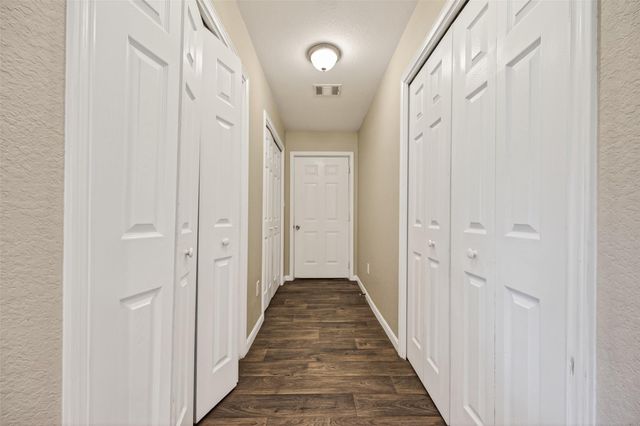 1708 AND 1702 Sycamore Avenue, Bay City, TX 77414