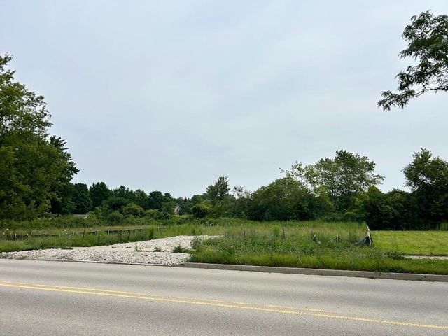 963 Belle Plaine Avenue, Gurnee, IL 60031