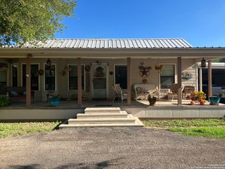11529 us highway 90, Knippa, TX 78870