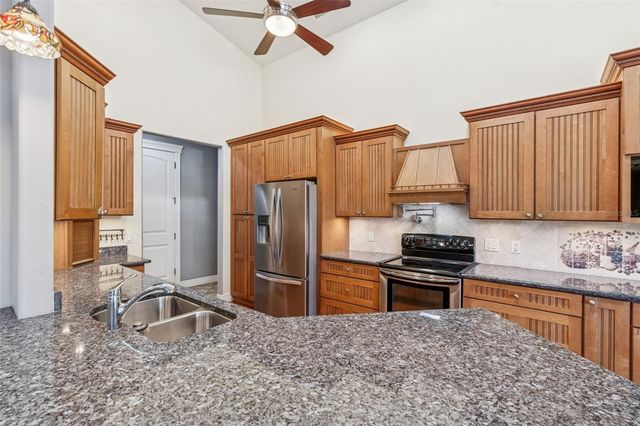 5460 CHESTNUT RIDGE ROAD, Dade City, FL 33523