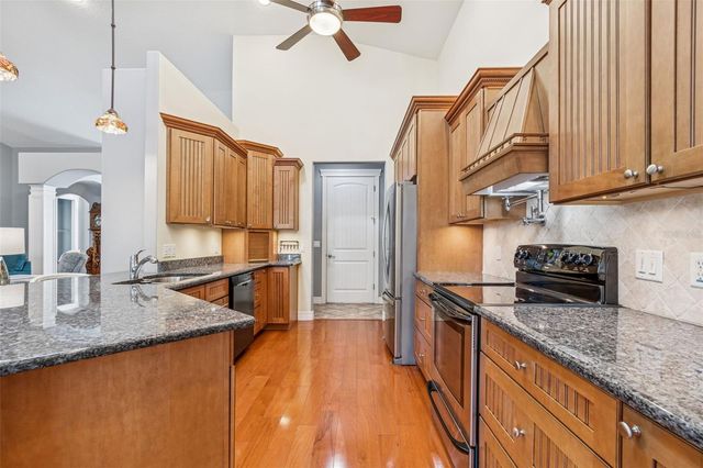 5460 CHESTNUT RIDGE ROAD, Dade City, FL 33523