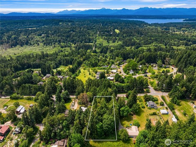 113 xx North Madison Avenue NE, Bainbridge Island, WA 98110