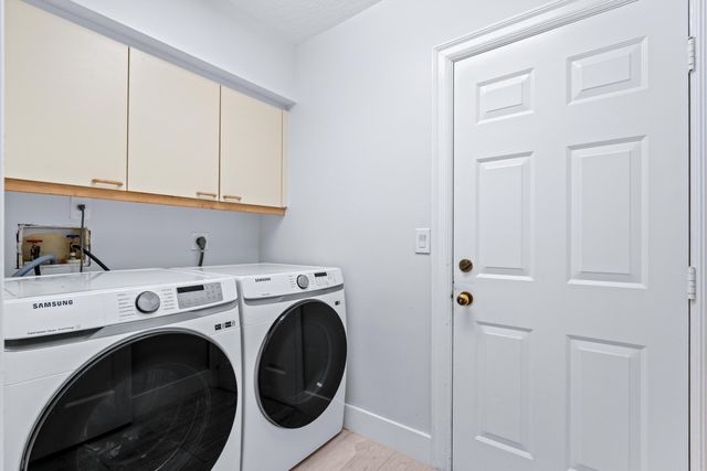 2442 Windsor Way Court, Wellington, FL 33414