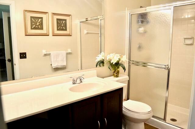202 Shaker Heights Lane, Crestview Hills, KY 41017