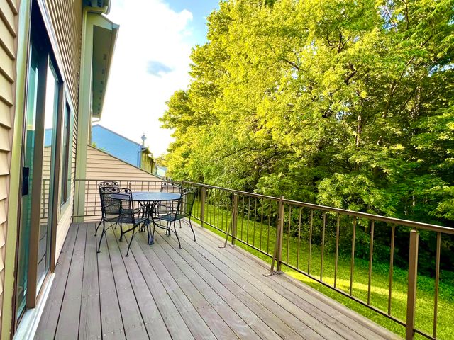 202 Shaker Heights Lane, Crestview Hills, KY 41017