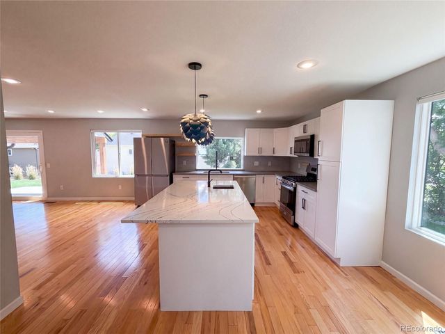 10708 W Chautauga Mountain, Littleton, CO 80127