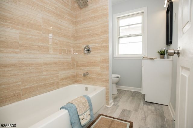 834 W 5Th St, Plainfield City, NJ 07063