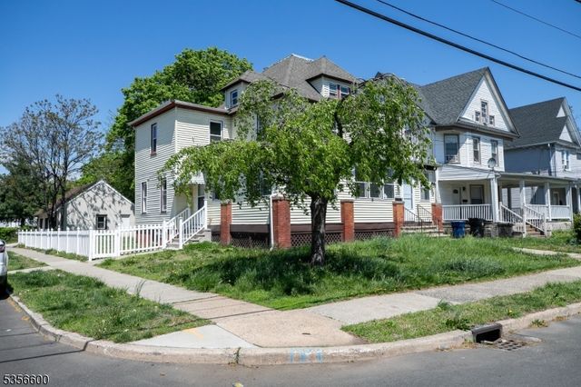 834 W 5Th St, Plainfield City, NJ 07063
