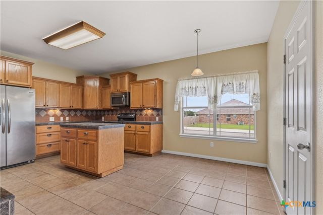 283 County Road 4710, Kempner, TX 76539