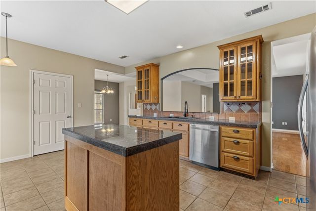 283 County Road 4710, Kempner, TX 76539