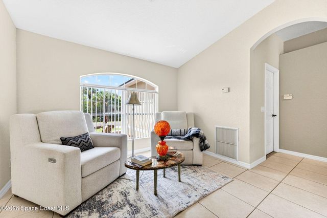 831 Owl Street SW, Palm Bay, FL 32908