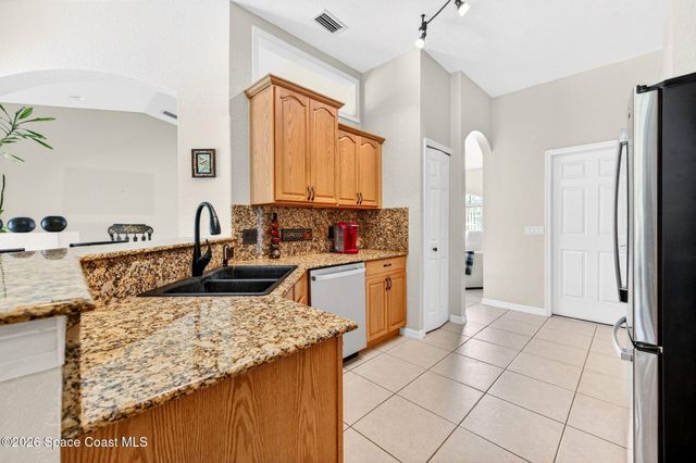 831 Owl Street SW, Palm Bay, FL 32908