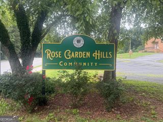 2560 Gordon Circle SE, Smyrna, GA 30080