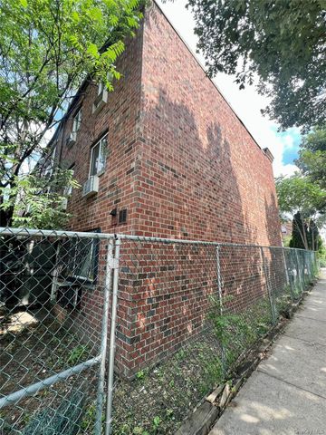 466 E 179th Street, Bronx, NY 10457