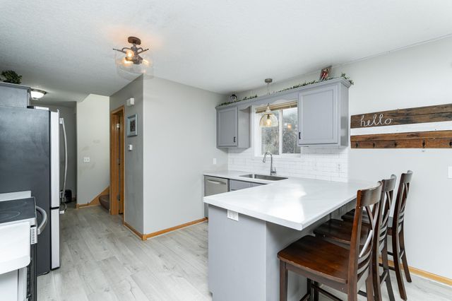 741 Baylee Place SW, Pine Island, MN 55963