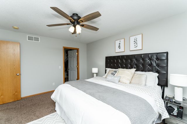 741 Baylee Place SW, Pine Island, MN 55963