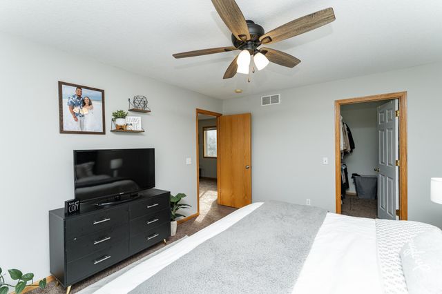 741 Baylee Place SW, Pine Island, MN 55963