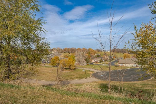 741 Baylee Place SW, Pine Island, MN 55963