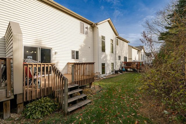 741 Baylee Place SW, Pine Island, MN 55963