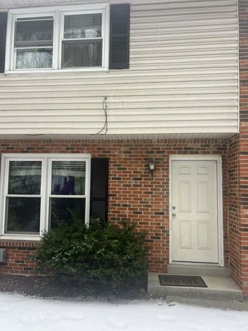 3142 Kirklevington Drive, Lexington, KY 40517