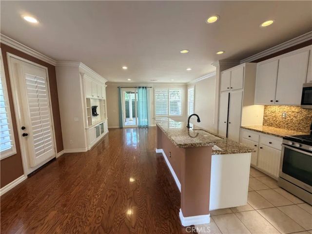 24 Redberry, Irvine, CA 92618