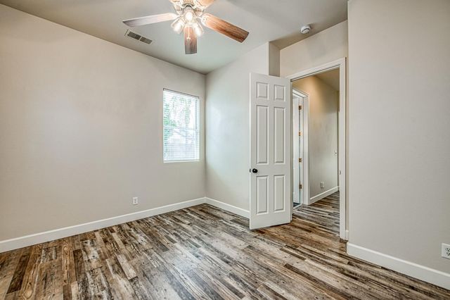 1420 N Dewitt Avenue, Clovis, CA 93619